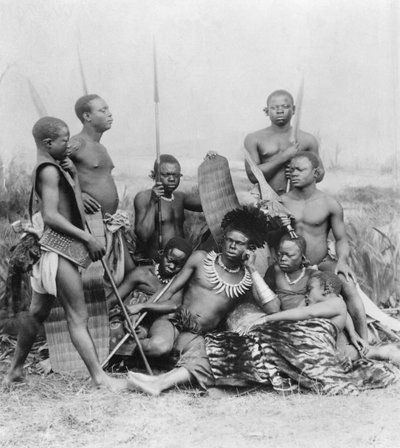 Guerreros, Congo Belga, 1894 de French Photographer